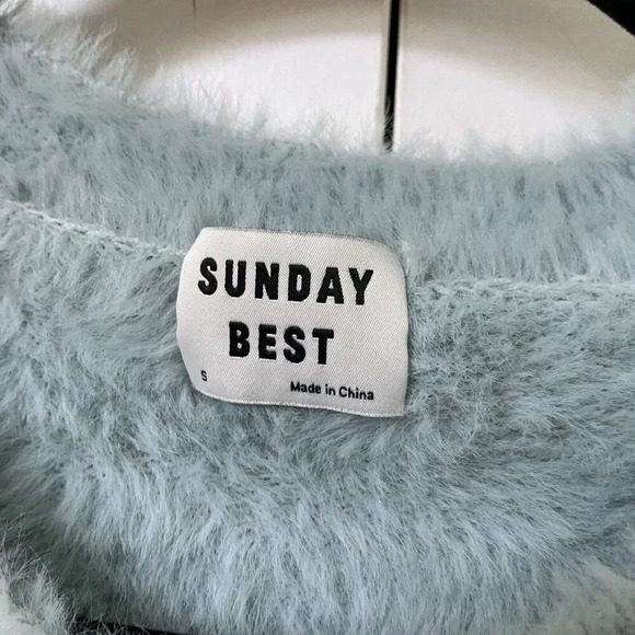 Aritzia Sunday Best Fuzzy  Eyelash Blue Cropped Sweater Womens Small - Picture 4 of 5